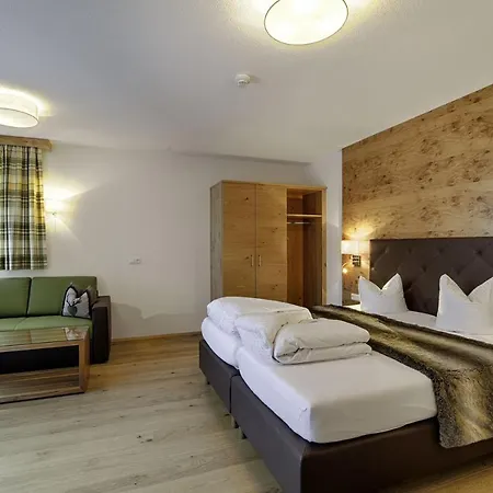 Enzian Hotel