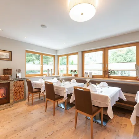 Hotel Enzian Paznaun See