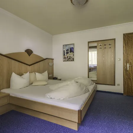 Enzian Paznaun 3* See