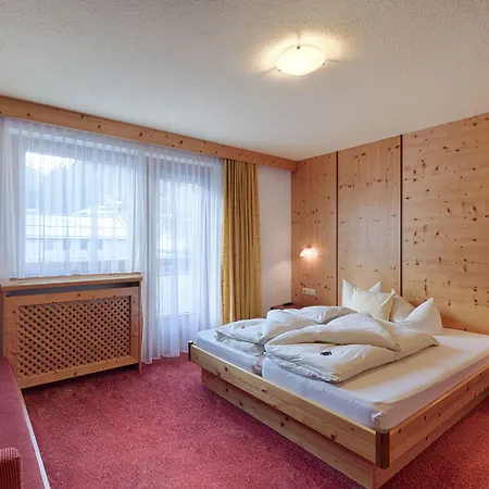 Enzian Paznaun Hotel