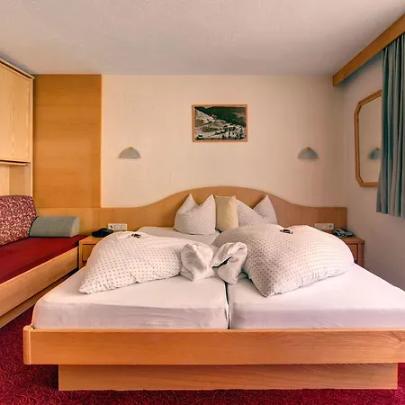 Enzian Paznaun 3* See