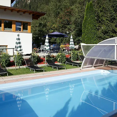 Enzian Paznaun Hotel