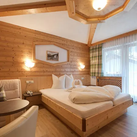 Enzian Paznaun 3* See