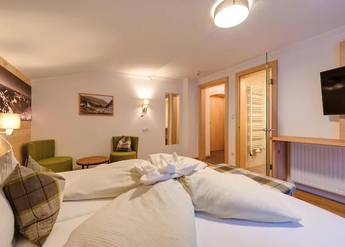 Enzian Paznaun Hotel