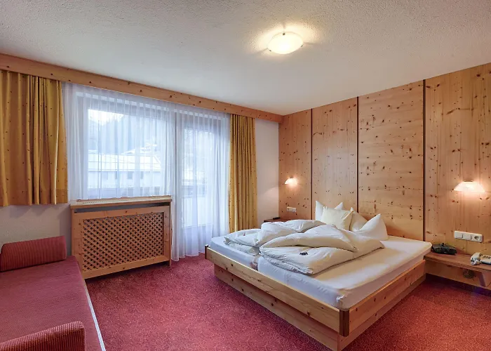 Enzian Paznaun Hotel