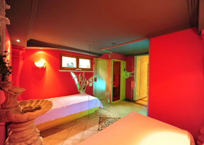 Hotel Enzian Paznaun 3*