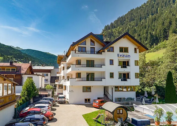 Hotel Enzian Paznaun