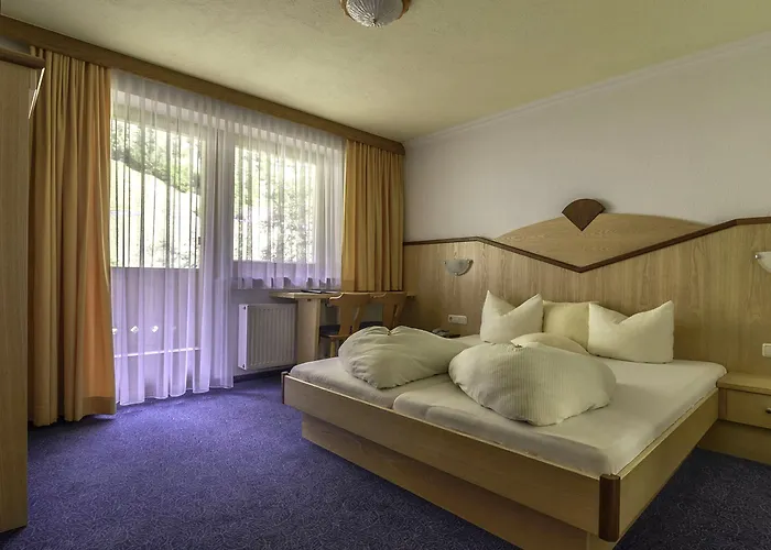 Hotel Enzian Paznaun See