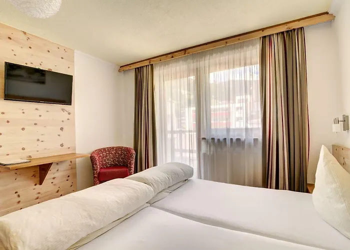 Enzian Paznaun Hotel See