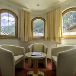 Hotel Enzian Paznaun 3*